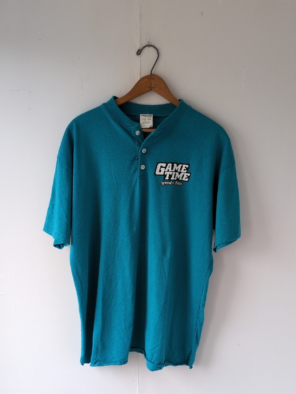 Vintage Single Stitch Game Time Sports Bar Teal Henley Sports Shirt Size Large